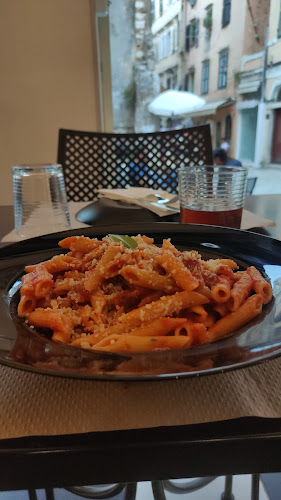 Opinii despre Olio e vino în Κέρκυρα - Γαστρονομία και φιλοξενία