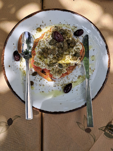 Όρμος Υστερνίων 842 00