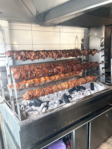 Comentarii opinii despre Ό,τι Θες Ψητοπωλείο