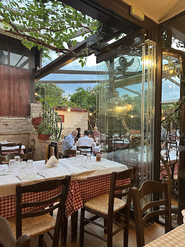 ΡΕΜΟΥΤΣΙΚΟ ΤΑΒΕΡΝΑ - Γαστρονομία και φιλοξενία