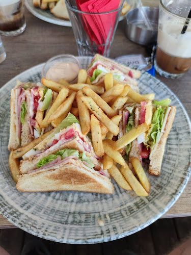 Comentarii opinii despre Aurora cafe