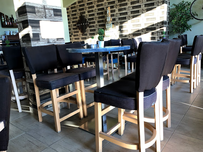 Friends Cafe-Bar - Γαστρονομία και φιλοξενία