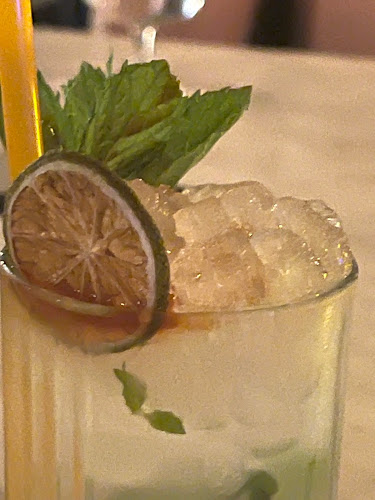 Πεζόδρομος, Γιάλοβα 240 01