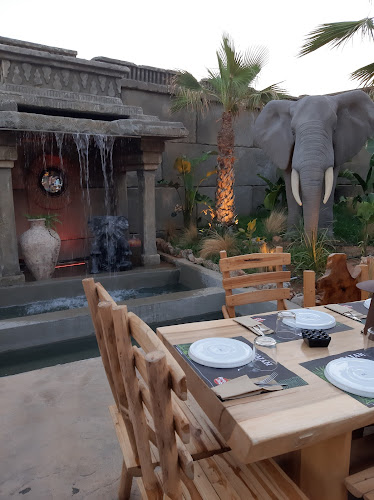 Στάδιο ειρήνης και φιλίας, Πειραιάς 185 33