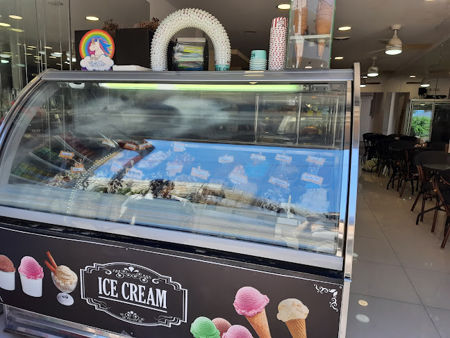 Comentarii opinii despre Diamantakis bakery & lounge