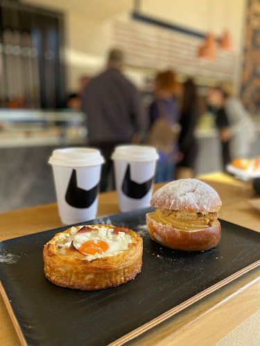 Comentarii opinii despre BREAD B.C. Bread Before Christ