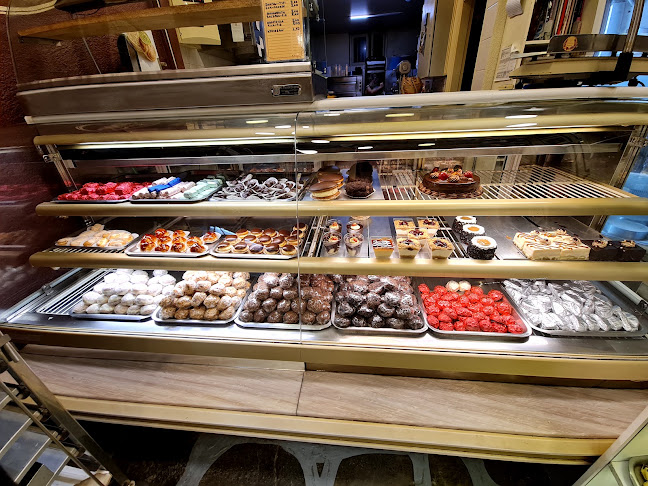 Comentarii opinii despre Patisserie Glykisma