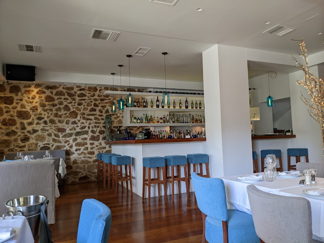 Opinii despre Akrovoli Restaurant & Oyster Bar în Βούλα - Γαστρονομία και φιλοξενία