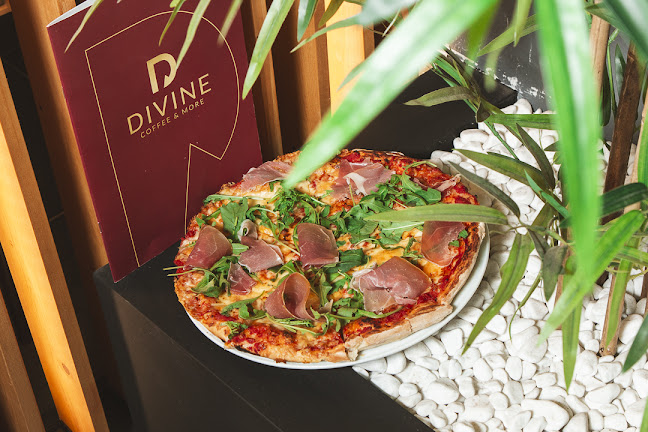 Comentarii opinii despre Divine Coffee&More