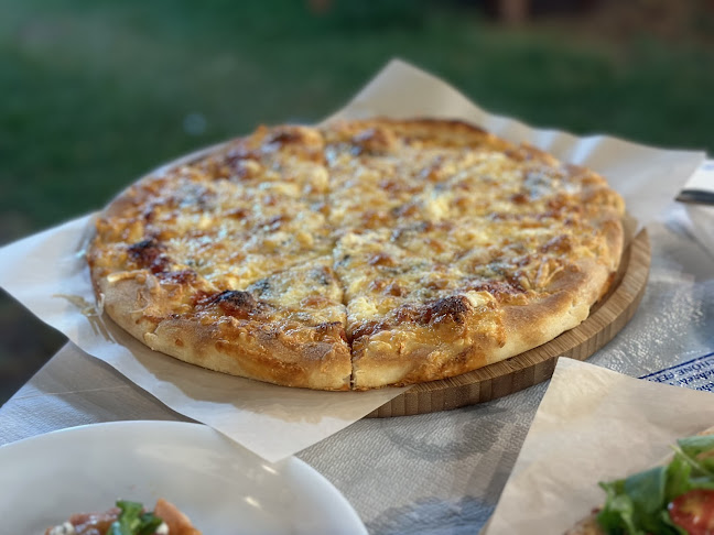 Joanna Restaurant & Pizza