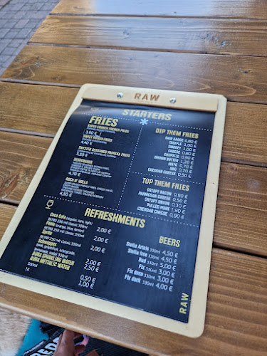 Opinii despre Raw Street Burger - Larisa în Λάρισα - Γαστρονομία και φιλοξενία