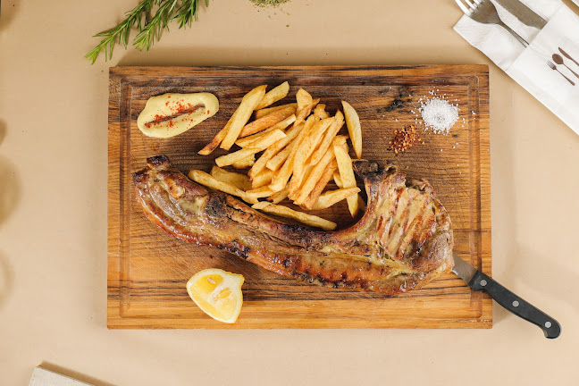 Opinii despre Taverna Petros în Πάργα - Γαστρονομία και φιλοξενία