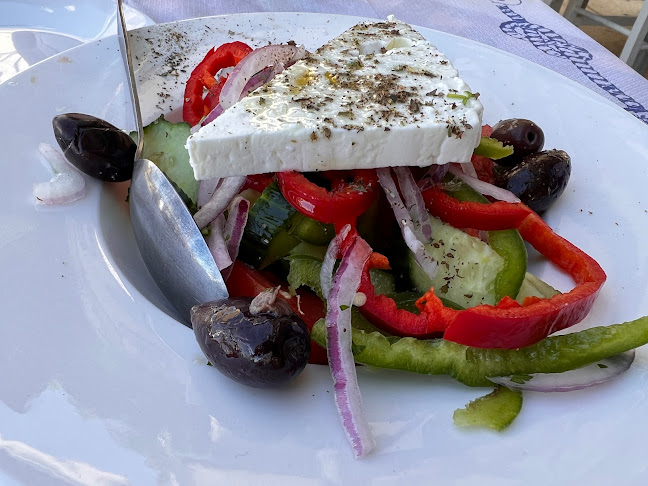 Dionysos - Γαστρονομία και φιλοξενία