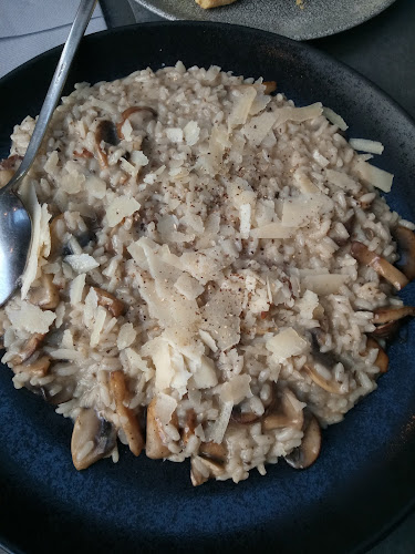 Βρεγμένη Γάτα - Θεσσαλονίκη