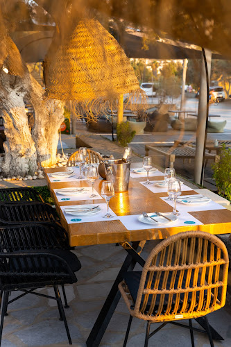 Comentarii opinii despre Omilos beach restaurant