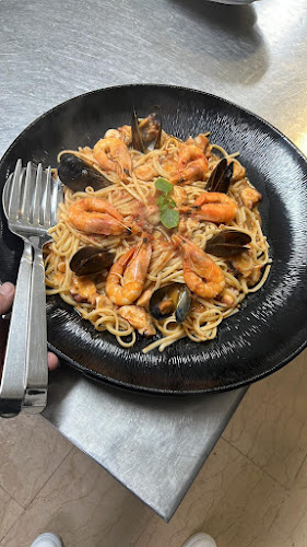 Αρίστος - Γαστρονομία και φιλοξενία