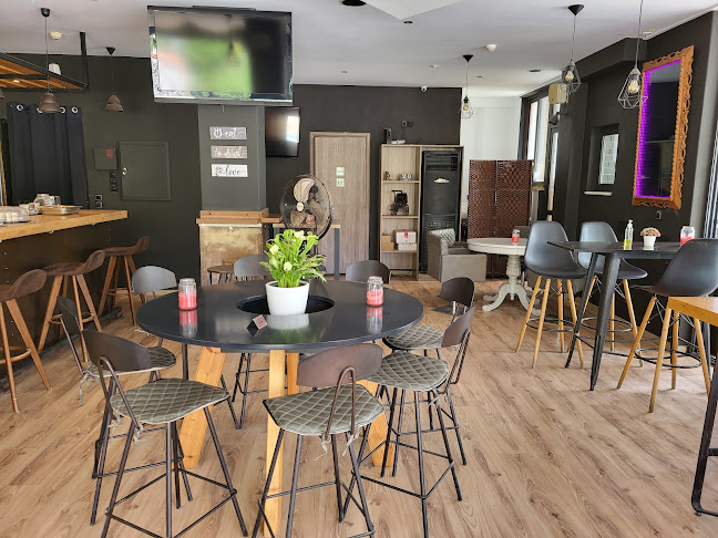 Μιαούλη, Κατσαντώνη 40, Γέρακας 153 44