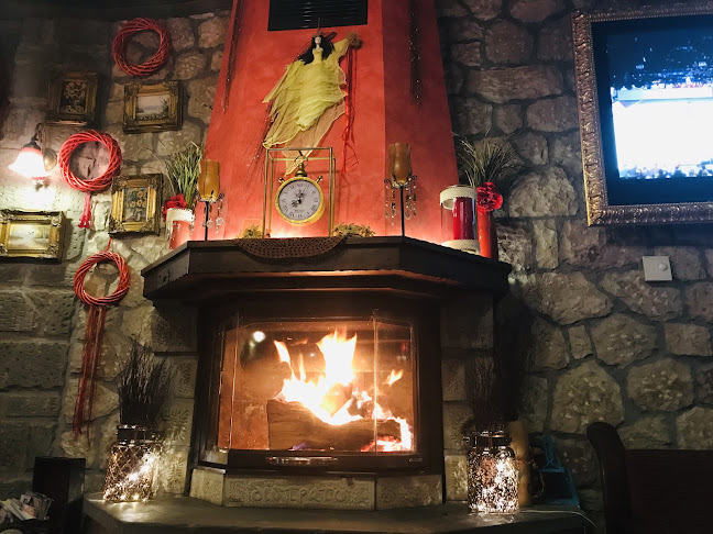 Opinii despre Καφέ Δίστρατο în Ελάτη - Γαστρονομία και φιλοξενία