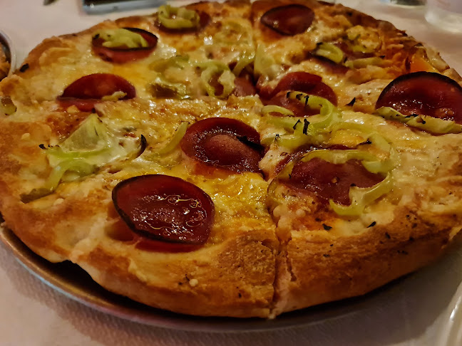 Opinii despre Τορόντο Πίτσα Καφέ în Βόλος - Γαστρονομία και φιλοξενία