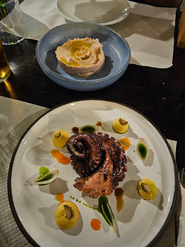 Comentarii opinii despre Avli