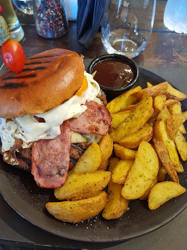 Opinii despre Cavo în Ναύπλιο - Γαστρονομία και φιλοξενία