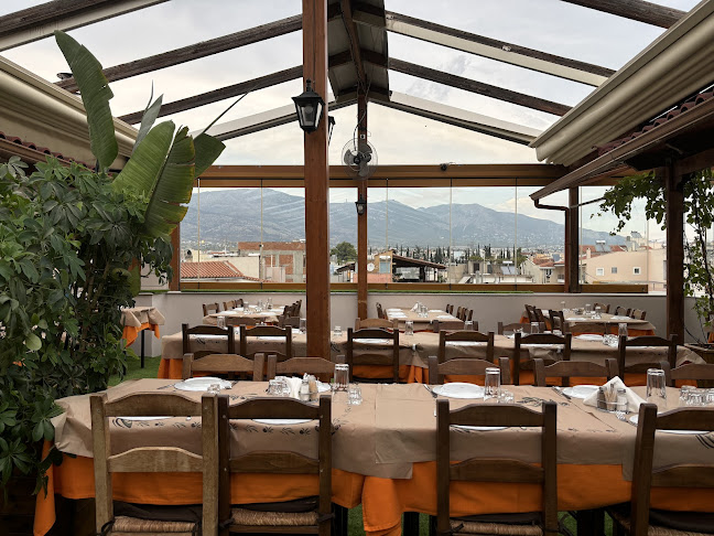 Η Κρητικοπούλα