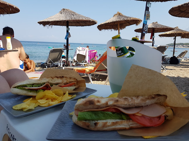 Opinii despre Rocaria Beach Bar în Μουδανιά - Γαστρονομία και φιλοξενία