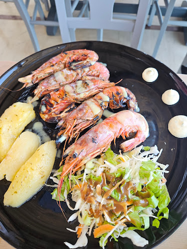 Παραλία - Γαστρονομία και φιλοξενία