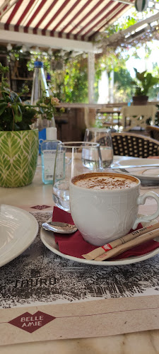 Αγγέλου Μεταξά 11, Πειραιάς 185 34