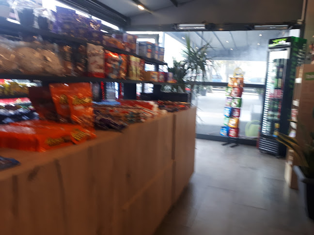 Broken Cup - Γαστρονομία και φιλοξενία