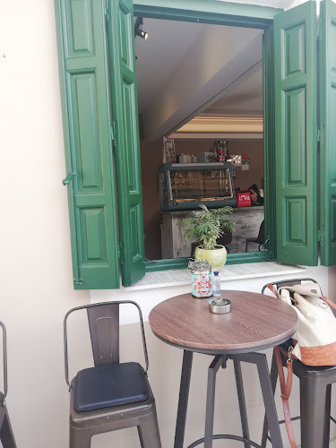 Γυαλός, Σύμη 856 00