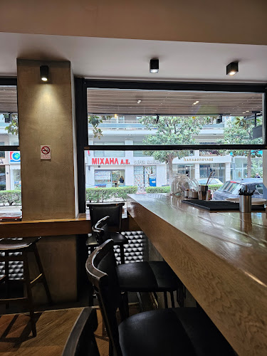 Opinii despre VELO KLASSIKO în Τρίκαλα - Γαστρονομία και φιλοξενία