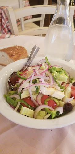 Εστιατόριο Ταβέρνα GEORGE’S STEAK HOUSE Γλυφάδα - Γαστρονομία και φιλοξενία