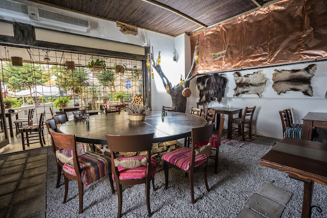 Αθάλη Κρητική Κουζίνα