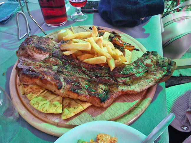 Τα σκαλάκια της χαράς - Γαστρονομία και φιλοξενία