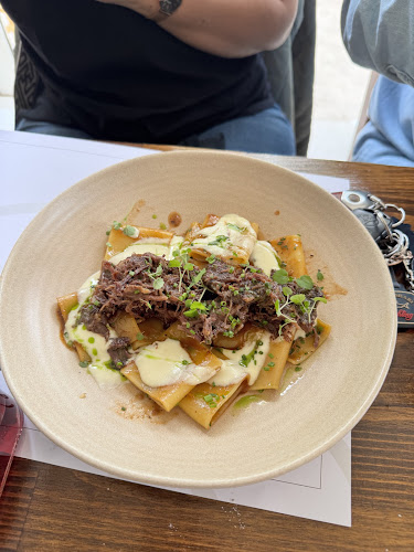 To Yiasemi Food & Wine Experience