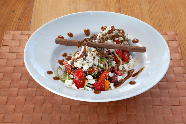 Leof. Athinon Souniou 45 &, Σπάρτης 2, Σαρωνίδα 190 13