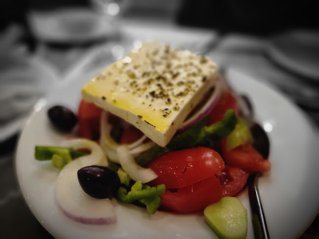 Πλ. Αγίας Τριάδας, Πεντέλη 152 36