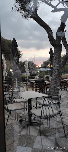 Comentarii opinii despre J n' S Coffee