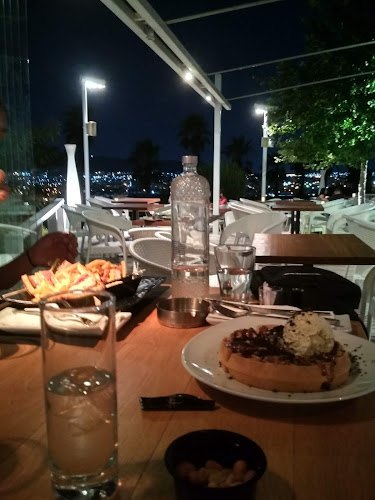 Θέα Δηλαβέρη - Γαστρονομία και φιλοξενία