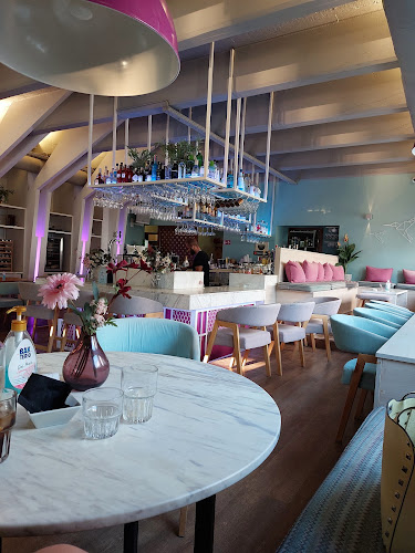 Opinii despre Colibri în Αλμυρός - Γαστρονομία και φιλοξενία