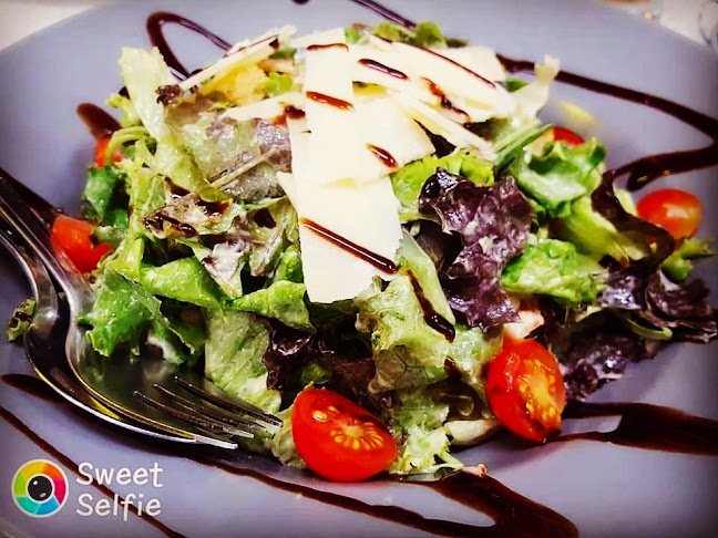 Opinii despre Ταβέρνα Ο Μπάρμπα Βαγγέλης în Βρύσες - Γαστρονομία και φιλοξενία