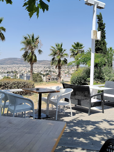 Θέα Δηλαβέρη - Μεταμόρφωση