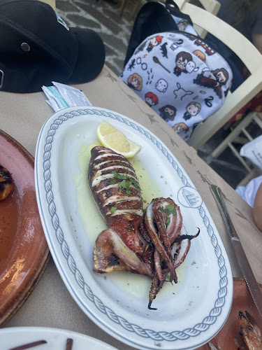 Opinii despre Εστιατόριο Διόνυσος în Νέο Καρλόβασι - Γαστρονομία και φιλοξενία