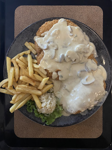 Opinii despre Το Κιόσκι în Κυψέλη - Γαστρονομία και φιλοξενία