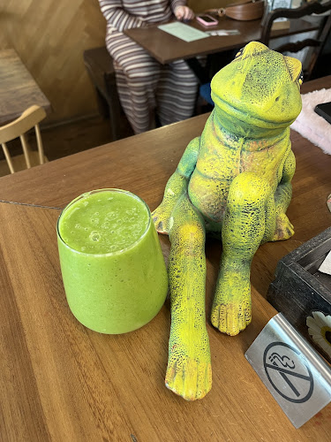 Opinii despre The Frogs Bar în Αθήνα - Γαστρονομία και φιλοξενία