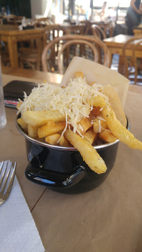 Comentarii opinii despre Η Πόλη