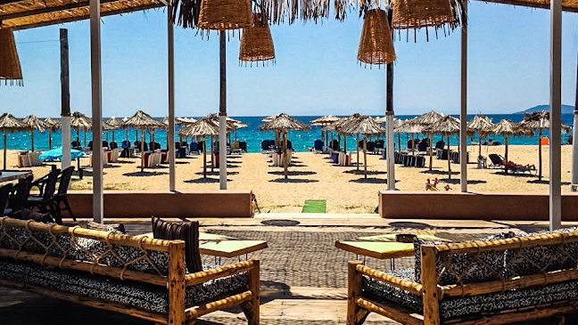 Barracuda beach bar - Τορώνη