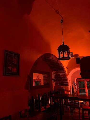 9, Δημογεροντίας 1, Χίος 821 00