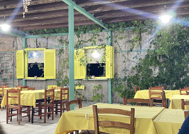 Φάρος - Γαστρονομία και φιλοξενία